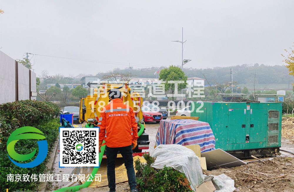 303锁金村售楼部抽粪